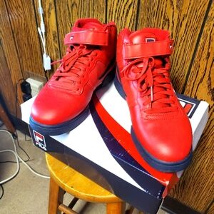 Fila High Top w/ strap.